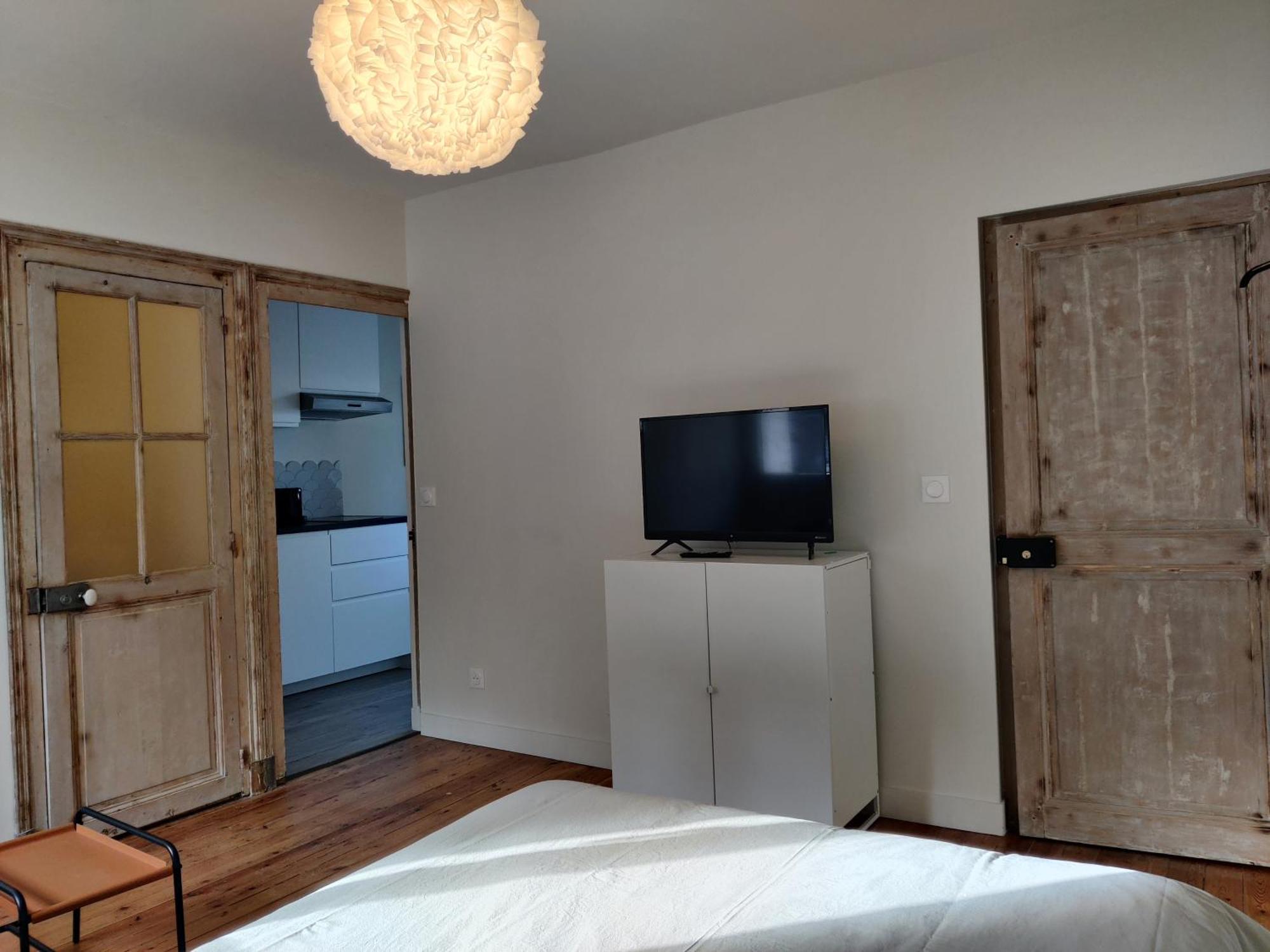 Bel Appart Renove Avec Terrasse Saint-Avertin Exterior foto