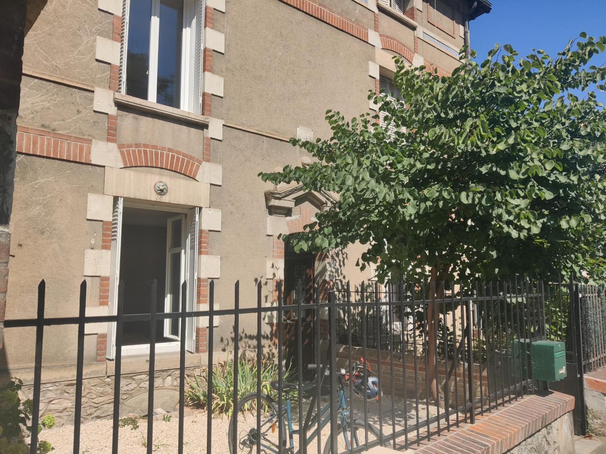 Bel Appart Renove Avec Terrasse Saint-Avertin Exterior foto